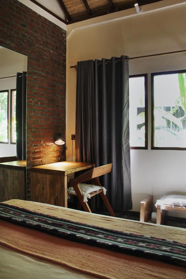 Hotel Tipsea Turtle Gili Air Exterior foto