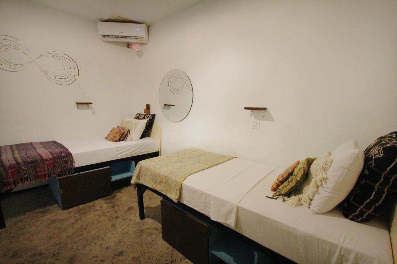 Hotel Tipsea Turtle Gili Air Exterior foto