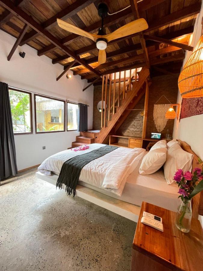 Hotel Tipsea Turtle Gili Air Exterior foto