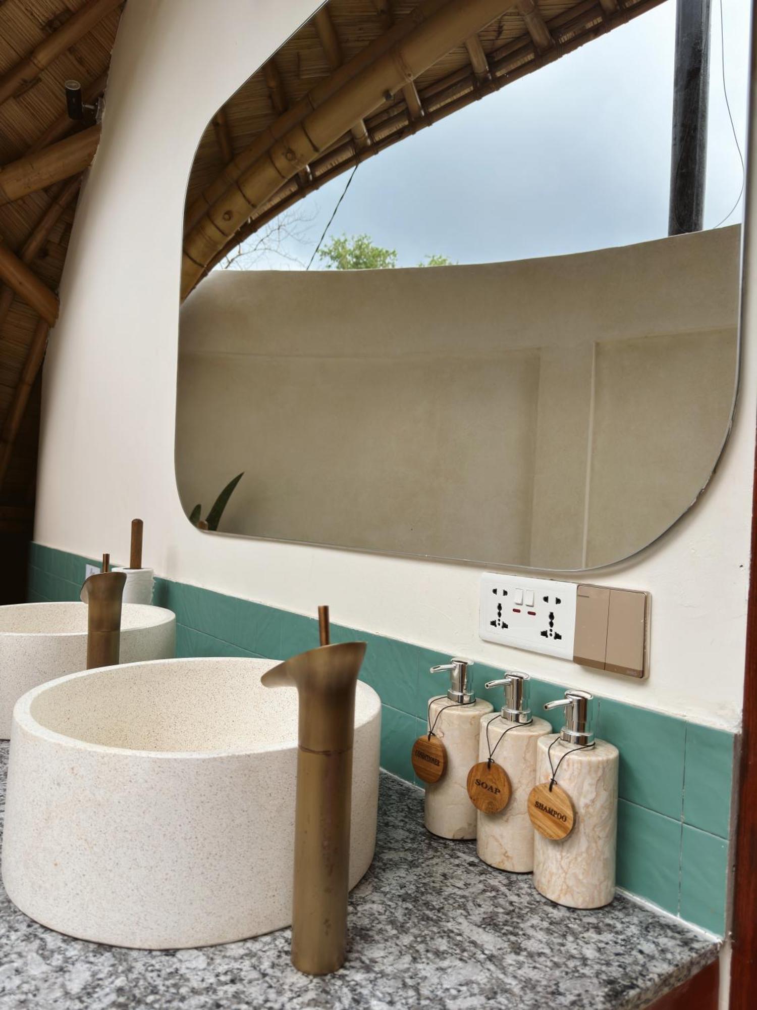 Hotel Tipsea Turtle Gili Air Exterior foto