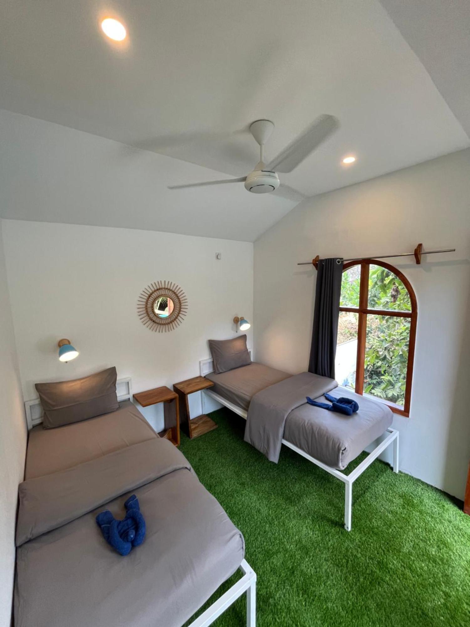 Hotel Tipsea Turtle Gili Air Exterior foto