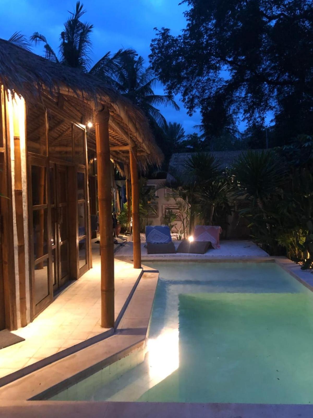 Hotel Tipsea Turtle Gili Air Exterior foto