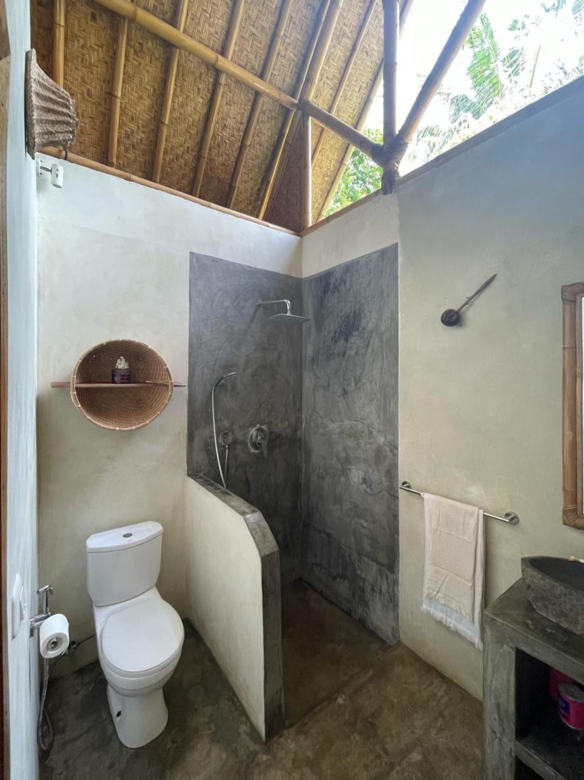 Hotel Tipsea Turtle Gili Air Exterior foto